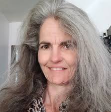 Golden Retriever telah menambah foto baru