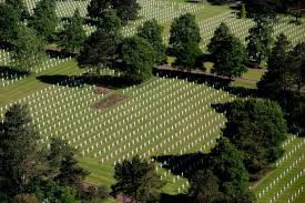 Catégorie sites et musées, pages sur les cimetières militaires. Le Cimetiere Americain De Colleville Ystory