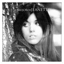 Jeanette Singer's Instagram, Twitter & Facebook