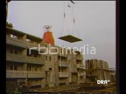 Buchen sie ihre ferienwohnung ganz schnell hohenschönhausen. Neue Wohnungen In Berlin Hohenschonhausen Ddr 1984 Footage Berlin