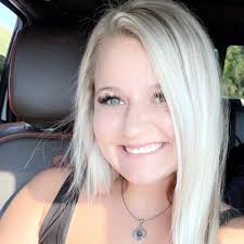 Sydney Stapleton (@i_am_batmann__)