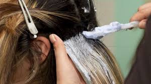 طريقة صبغ الشعر في البيت In 2020 Hair Color Remover Bleaching Dark Hair Dyed Hair
