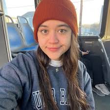 Karly Blackwell (@karlybwell)