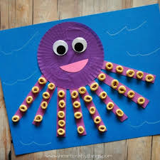 Fun preschool art activities, easy kids crafts & art ideas to help toddlers & preschoolers with creativity & expression thru painting, gluing & paper these free preschool and toddler art and cool kids craft activities can be used to teach arts and crafts at home or to use as art projects for toddler. 10 Easy And Fun Octopus Crafts For Kids