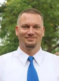 5 Memorial seniors celebrate signing day