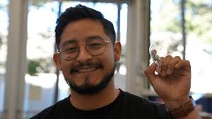 We hope you loved having a sweet treat with us 🍬🏅 Yesterday, November  21st, every HCPL branch gave away “library” candy as a way for everyone to  partake in the celebration of