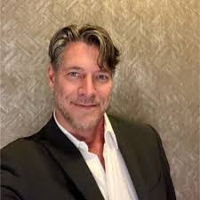 Veronica Reichert's Instagram, Twitter & Facebook