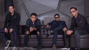 Tak bisa kupungkiri semua rasa yang kini terpatri dan tak bisa hilang dari pikiranku. Dan Bila Mentari Esok Kan Bersinar Lagi Chord Gitar Dan Lirik Lagu Manja Ada Band Pos Belitung