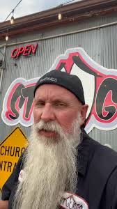 8 years ago the Stooge decided it was time to retire, well sort of retire  anyway! Rod used to have hair as well.