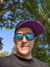 Many of you remember Droopy Derek aka Derek Hurst from tour. He was loved  by everyone. Saturday Derek lost his battle with Cancer. His wife Dana  Lotus and son Noah could use