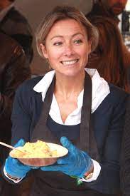 Her elder esteban celebrates 18 years. Anne Sophie Lapix Wikipedia