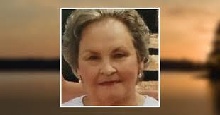 Linda Canup's Instagram, Twitter & Facebook