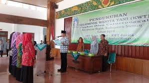 We did not find results for: Kepala Desa Caturtunggal Kukuhkan Kelompok Wanita Tani Kelas Pemula Padukuhan Karangwuni Ambarukmo Gowok Dan Ngentak Kalurahan Caturtunggal