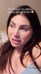 Allison Arbuckle's Instagram, Twitter & Facebook