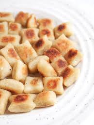 Vegan Cauliflower Gnocchi Easy Italian Style Dinner Idea Recipe Recipes Food Vegan Cauliflower