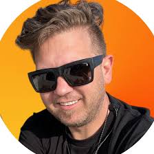 Amanda Azadi: Manufacturer in Huntington Beach, California