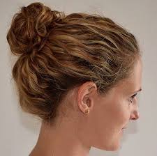 Maybe you would like to learn more about one of these? Idees Coupe Cheveux Pour Femme 2017 2018 40 Coiffures Naturelles Boucles Filles Elegantes Sont A Bascule En 2018 Listspirit Com Leading Inspiration Culture Lifestyle Magazine