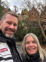 A Saddle Club Christmas ride, Williamson Valley Trailhead, Prescott,  Arizona. Great weather, but a tad too warm for Christmas (I'm not  complaining, mind you😁)