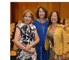 Patricia politzer kerekes (28 de febrero de 1952) es una periodista y escritora chilena. Colegio De Periodistas Presente En Galardon Lenka Franulic A Colega Patricia Politzer Colegio De Periodistas De Chile