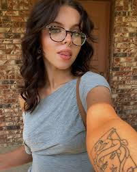 Destiny Mccarty's Instagram, Twitter & Facebook