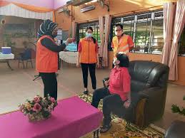 Visiting kuching rumah seri kenangan. Zyfgozmbnjojam