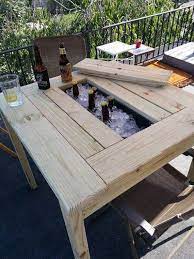 mesa madeira com cooler central tables de patio table exterieur bois meuble exterieur