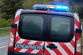 Définition de l'injure et de la menace. Agression D Un Chauffeur Livreur A Mezel Puy De Dome Les Gendarmes Lancent Un Appel A Temoins Mur Sur Allier 63115