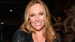 Toni Collette to Star in Netflix Thriller 'Pieces of Her'