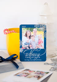 No matter your family size or personal style, you'll find holiday photos and card ideas that will spark your creative spirit. 3 Tips To Winterize Any Family Photo For Holiday Cards Snap Happy Mom