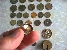 A metal detector is an electronic instrument that can detect the presence of metals and minerals that are nearby. What S The Best Metal Detector For Jewelry Discover Detecting