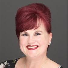 Amber Mares's Instagram, Twitter & Facebook