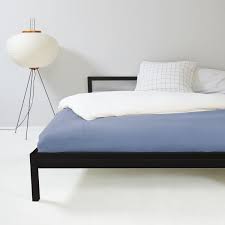 When it came time to order a i started on the two long sides of the bed by tacking on the batting which i cut to fit. Hans Hansen Pure Bed Extra Long Connox