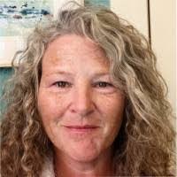 Kelly Maddox's Instagram, Twitter & Facebook