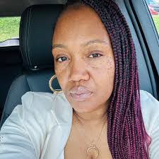 Tabitha Cheek's Instagram, Twitter & Facebook