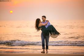 The Story Of The Wife Of Pai In 2020 Pre Wedding Photoshoot Beach Pre Wedding Shoot Ideas Couple Photoshoot Poses