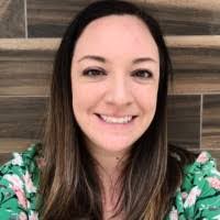 Amanda Cruse's Instagram, Twitter & Facebook