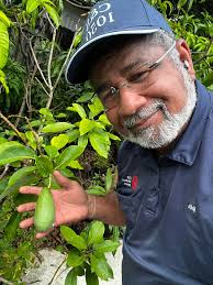 What are some famous people with plant pun names?