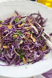 Varianti veloci con verdure insalate vegetariane pranzo crudo creative piatti unici salato facili primaverili autunno invernali estate. Insalata Di Cavolo Cappuccio E Arachidi Zonzolando