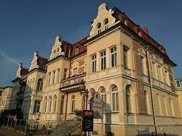Bansin gehört zu den berühmten drei kaiserbädern auf der insel usedom. Hotel Villa Auguste Victoria Im Seebad Ahlbeck Auf Usedom