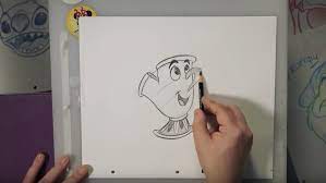 Bekijk meer ideeën over tekenfilmfiguren tekenen, tekenen, leer tekenen. Disney Geeft Gratis Online Tekenlessen Qmusic