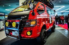 イベントギャラリー 北陸ハコ車ミーティング 日産nv350キャラバンのカスタムパーツ専門店 ボディライン キャラバン トヨタハイエース nv350 カスタム