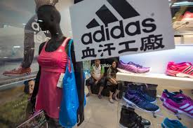 Aber alles fing ganz, ganz klein an. Adidas Und Puma Erklaren Fruhere Rivalitat Fur Geschichte Manager Magazin