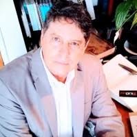 50+ perfis com “Moniz”