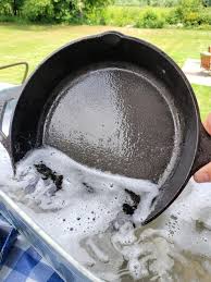 Rinsing The Cast Iron Pan After Removing Rust Cookware Castironpan Castironskillet Skillet Pan C In 2020 Rusty Cast Iron Skillet Cast Iron Iron Skillet Cleaning