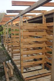 Haus Holz Holzlager 2 11 Pintopin Outdoor Wood Pergola Diy Pergola