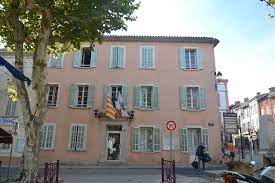 Je choisis une collecte et je clique sur le type de don que je souhaite réaliser. File Gonfaron Mairie Jpg Wikimedia Commons