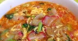 Seblak adalah makanan indonesia, umumnya adalah makanan khas dari sunda, jawa barat yang bercita rasa gurih dan pedas yang terbuat dari kerupuk basah yang dimasak dengan sayuran dan sumber protein seperti telur, ayam, boga bahari. Cara Membuat Seblak Kerupuk Yang Enak Dan Nikmat Husnuls492 Com