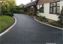 To help you narrow your search, here are the most popular driveway edging designs that you may use as inspiration for your new driveway. 10 Inexpensive Driveway Edging Ideas Designs Gravel Asphalt