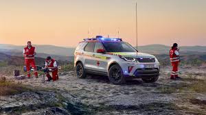 Land Rover Discovery Red Cross Emergency Response Vehicle 2 Wallpaper Hd Car Wallpapers Id 11275