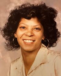 Donna Conover's Instagram, Twitter & Facebook